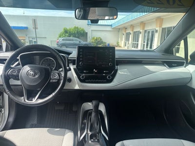 2022 Toyota Corolla Hatchback SE
