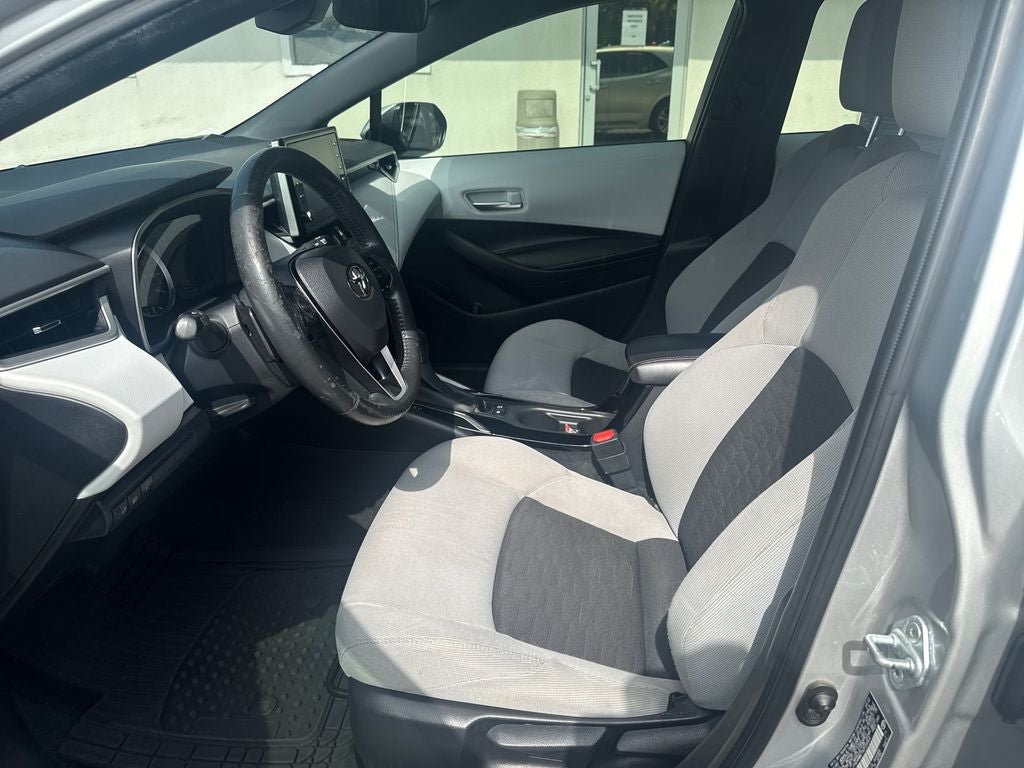 2022 Toyota Corolla Hatchback SE