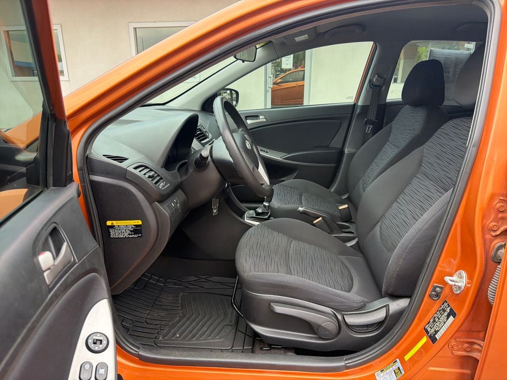 2017 Hyundai Accent SE