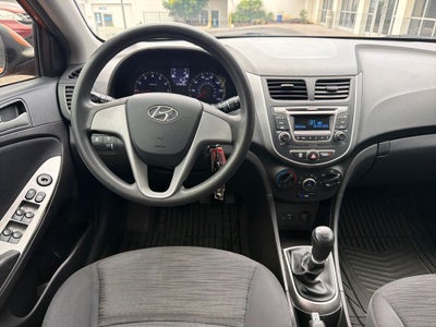 2017 Hyundai Accent SE