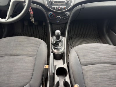 2017 Hyundai Accent SE