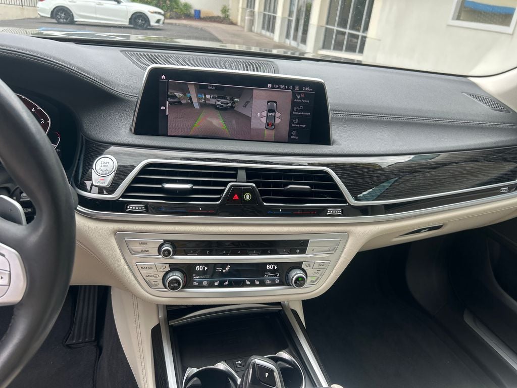 2021 BMW 7 Series 740i