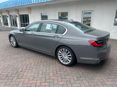 2021 BMW 7 Series 740i