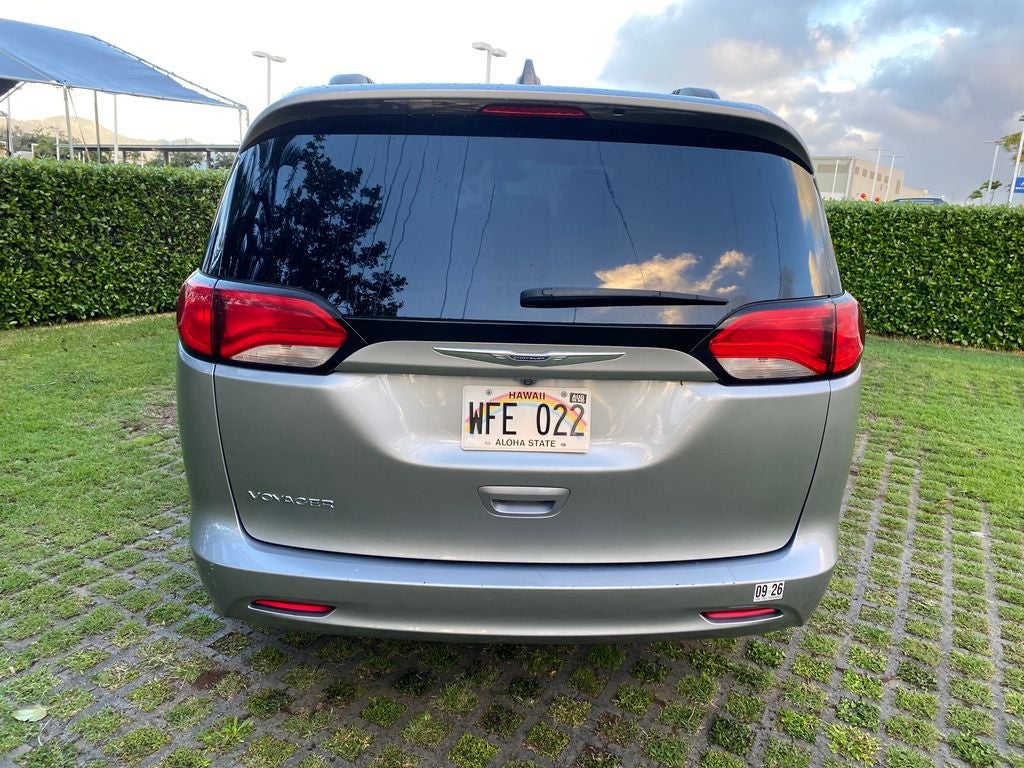 2021 Chrysler Voyager LXI