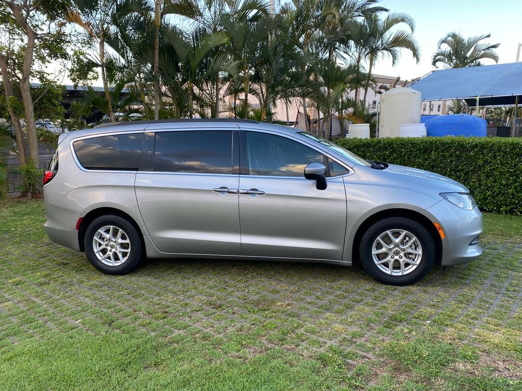 2021 Chrysler Voyager LXI