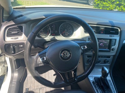 2015 Volkswagen Golf SportWagen S