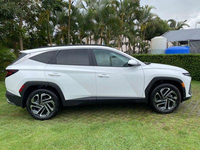 2026 Hyundai Tucson SEL Plus FWD