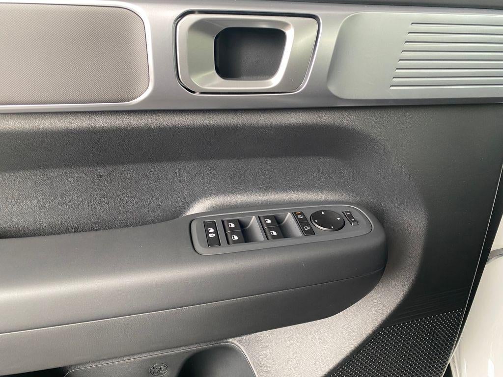 2026 Hyundai Santa Fe SE FWD