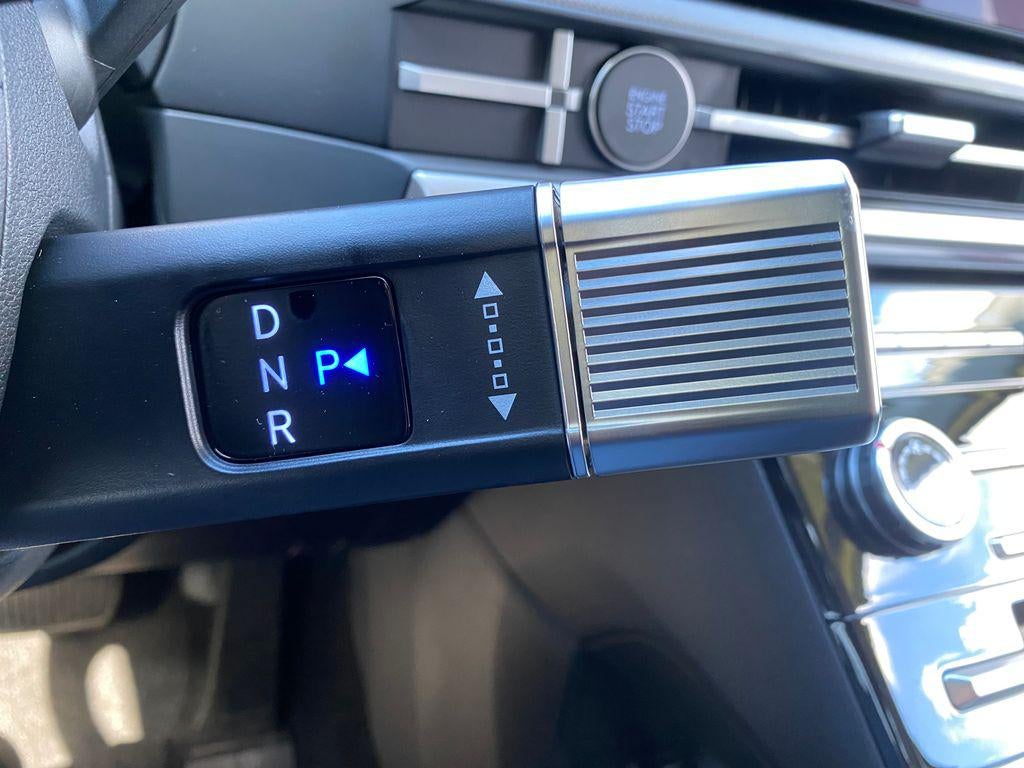 2026 Hyundai Santa Fe SE FWD