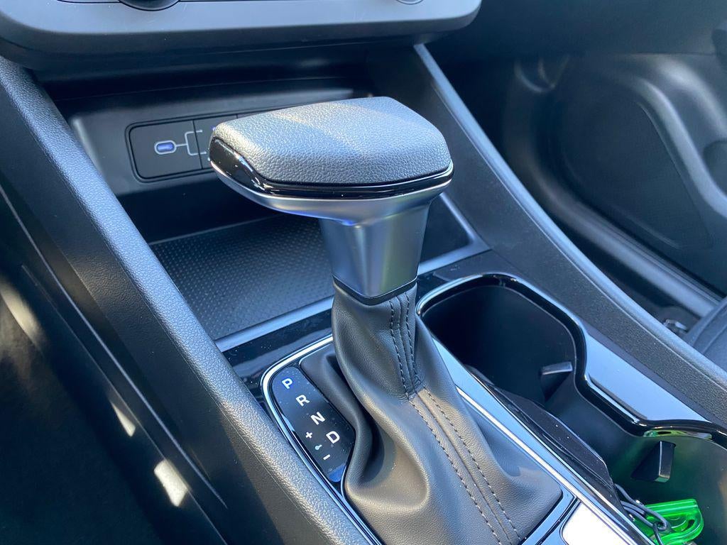 2026 Hyundai Santa Cruz SE FWD