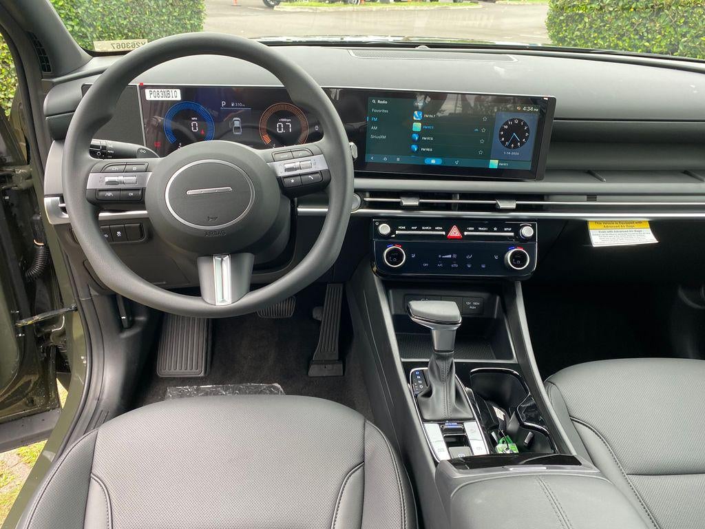 2026 Hyundai Santa Cruz SEL FWD