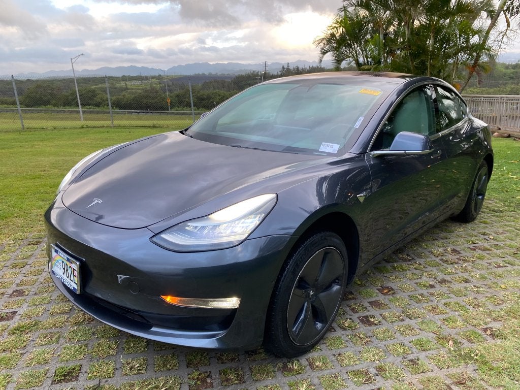 2019 Tesla Model 3 Mid Range