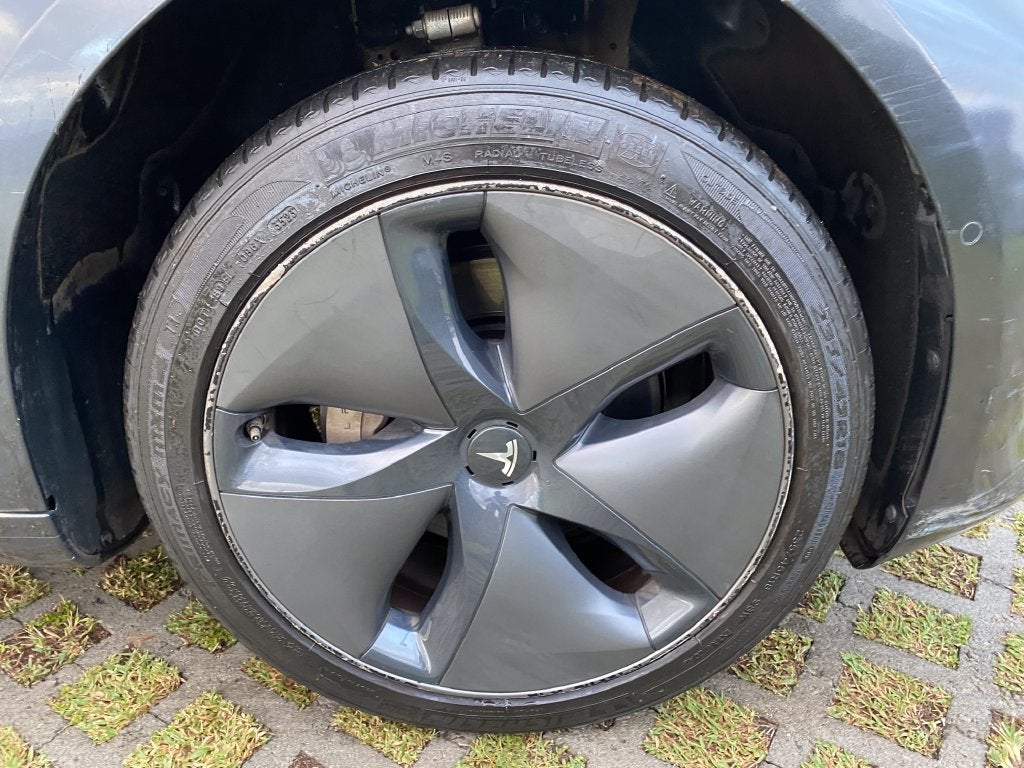 2019 Tesla Model 3 Mid Range
