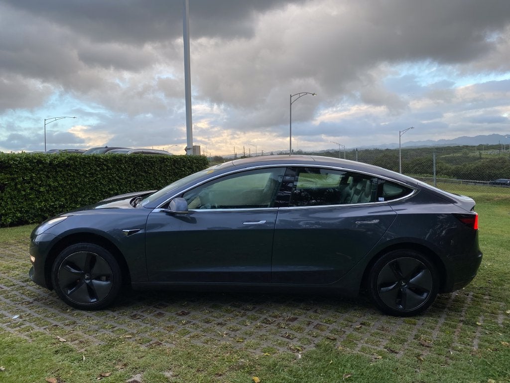 2019 Tesla Model 3 Mid Range
