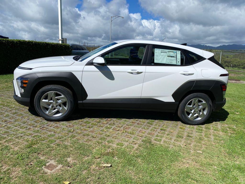 2027 Hyundai Kona SE FWD