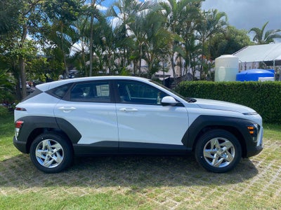 2027 Hyundai Kona SE FWD