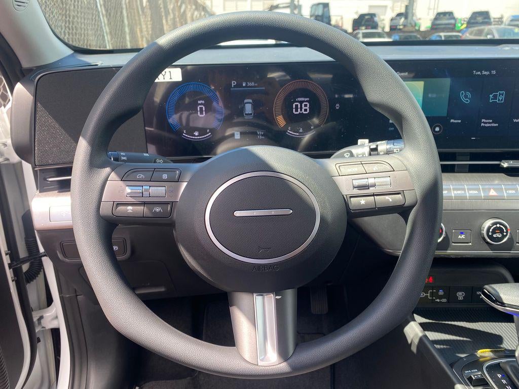 2027 Hyundai Kona SE FWD