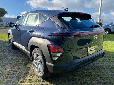 2027 Hyundai Kona SE FWD