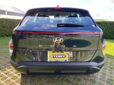 2027 Hyundai Kona SE FWD