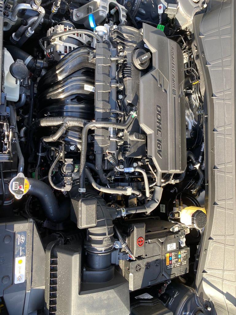2027 Hyundai Kona SE FWD