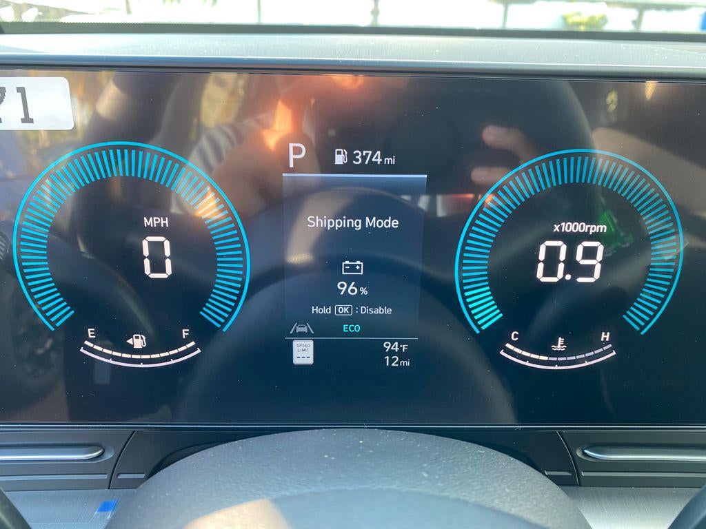 2027 Hyundai Kona SE FWD