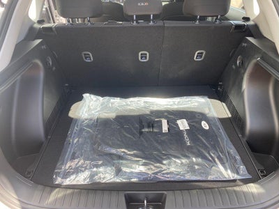 2027 Hyundai Kona SE FWD