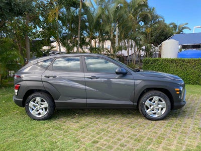 2027 Hyundai Kona SE FWD
