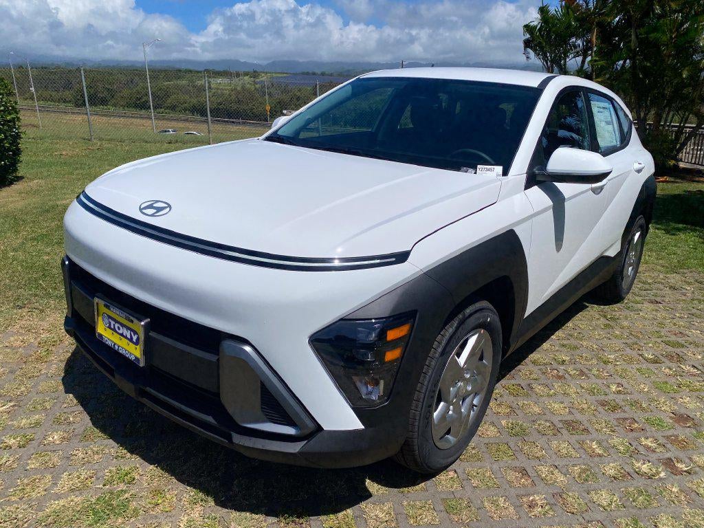 2027 Hyundai Kona SE FWD