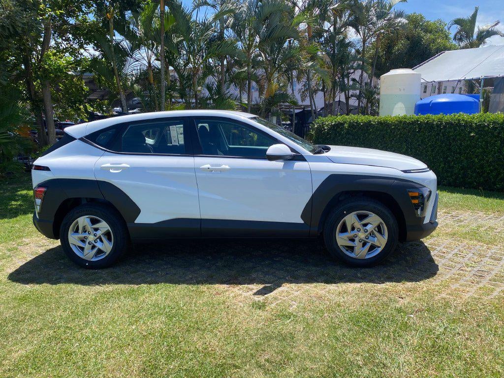 2027 Hyundai Kona SE FWD
