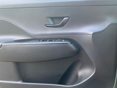 2024 Hyundai Kona SE