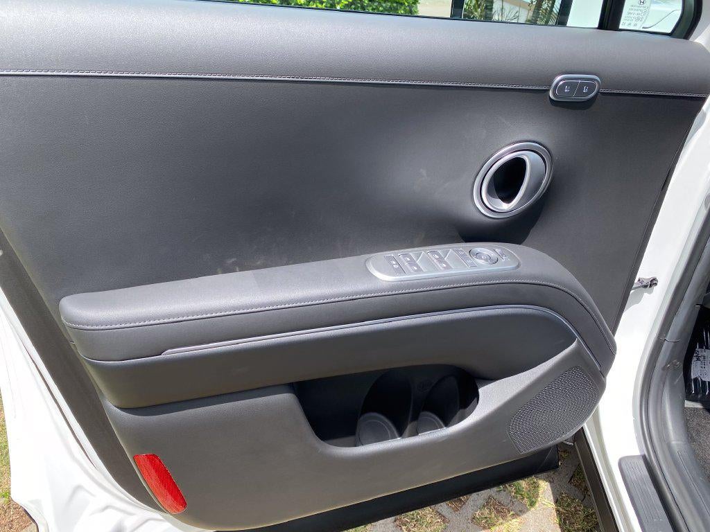 2027 Hyundai Palisade Hybrid Blue SEL Premium 8P