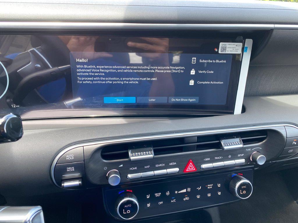 2027 Hyundai Palisade Hybrid Blue SEL Premium 8P