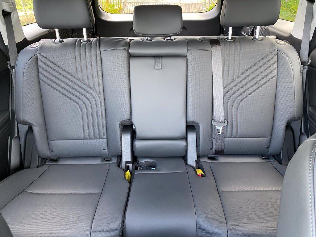 2027 Hyundai Palisade Hybrid Blue SEL 8P