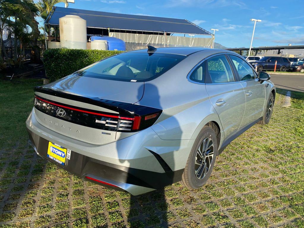 2026 Hyundai Sonata Hybrid Blue
