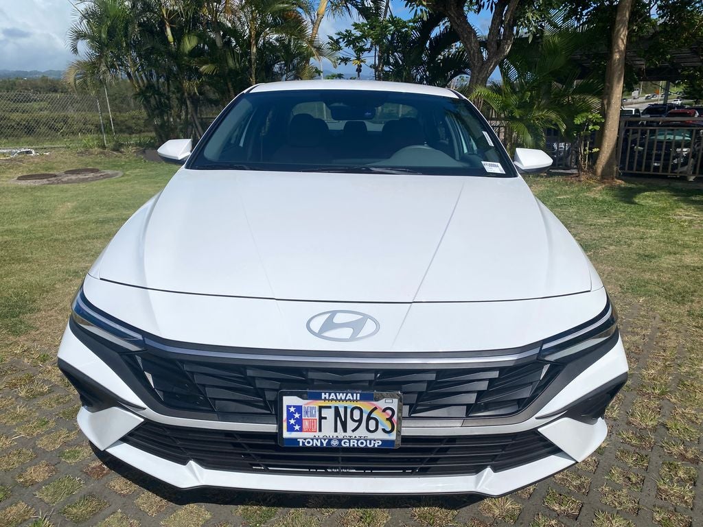 2025 Hyundai Elantra SE