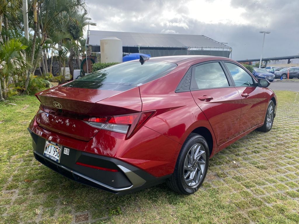 2024 Hyundai Elantra SEL