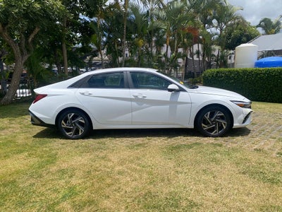 2024 Hyundai Elantra Limited