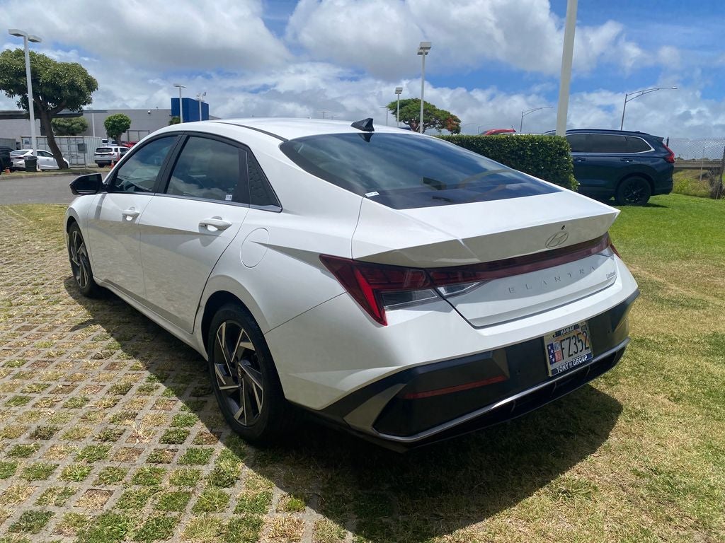 2024 Hyundai Elantra Limited