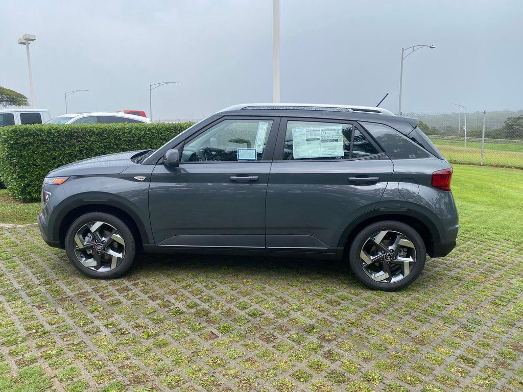 2026 Hyundai Venue SEL w/Two-Tone Roof