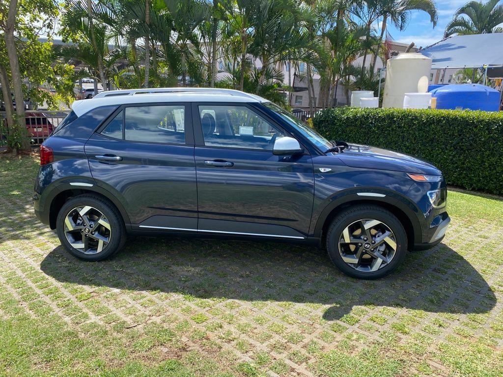 2026 Hyundai Venue SEL w/Two-Tone Roof