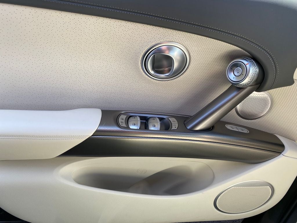 2023 Genesis GV60 Advanced