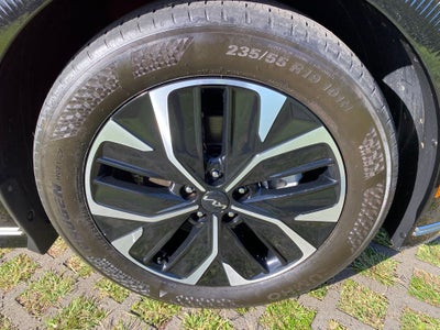 2022 Kia EV6 Wind