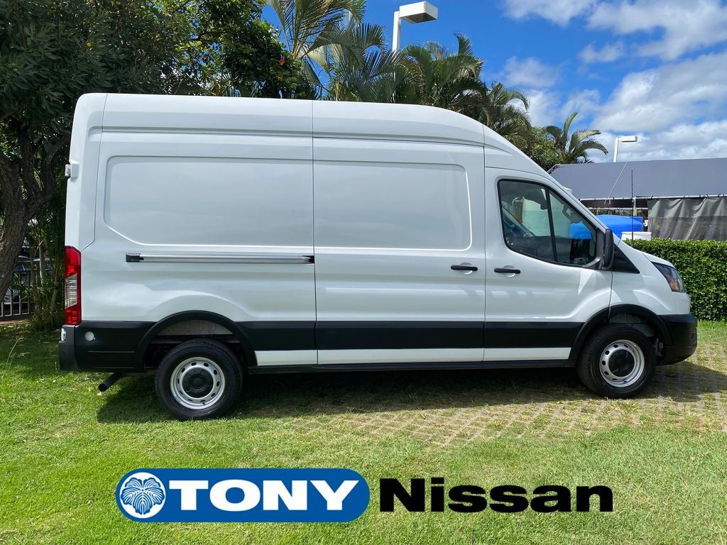2025 Ford Transit Cargo Van Base