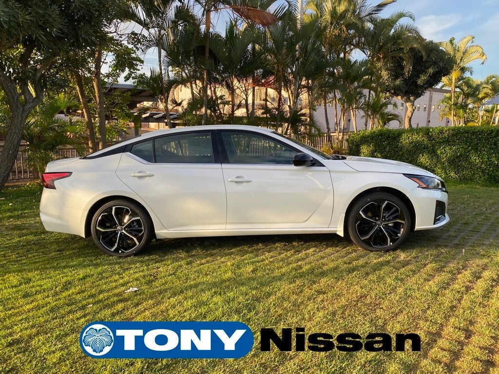 2025 Nissan Altima 2.5 SR