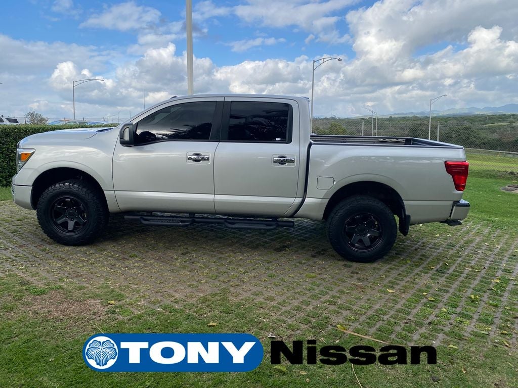 2021 Nissan Titan SV