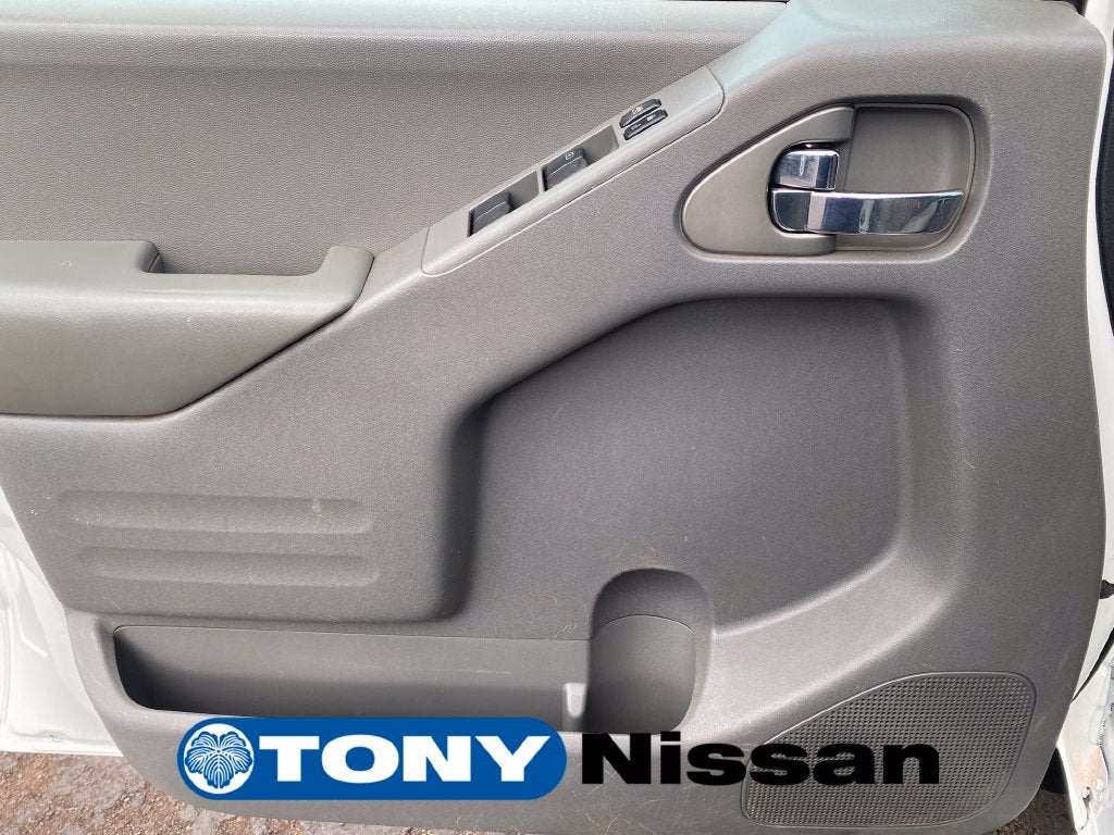 2017 Nissan Frontier SV