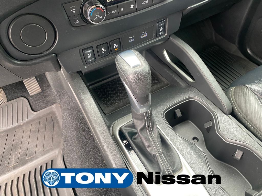 2022 Nissan Frontier SV