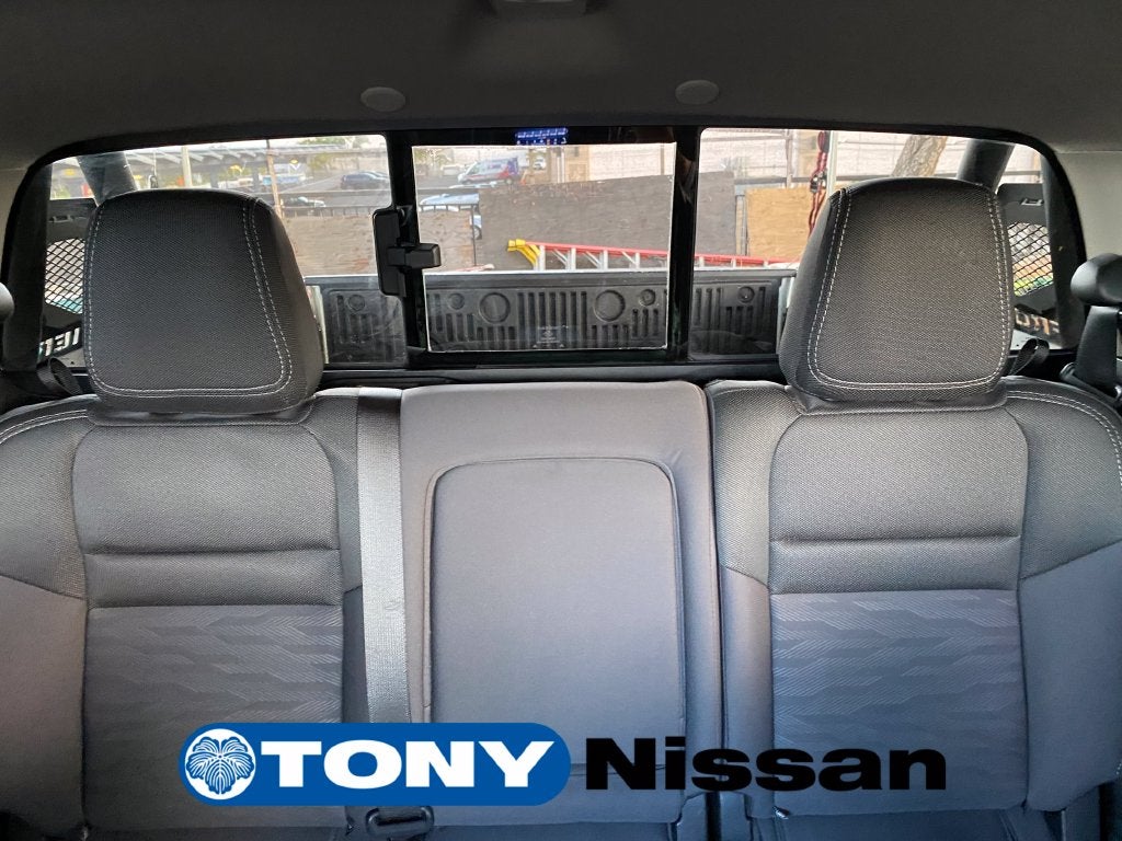 2024 Nissan Frontier SV