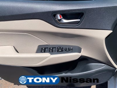 2022 Hyundai Accent SE
