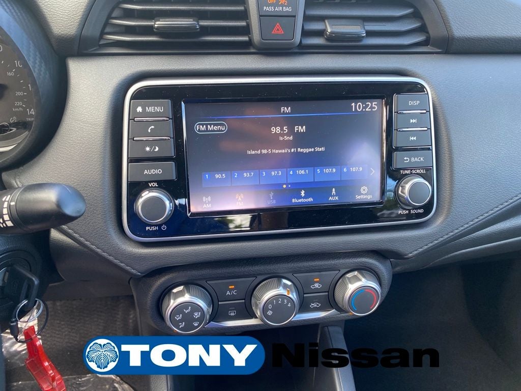 2025 Nissan Versa 1.6 S